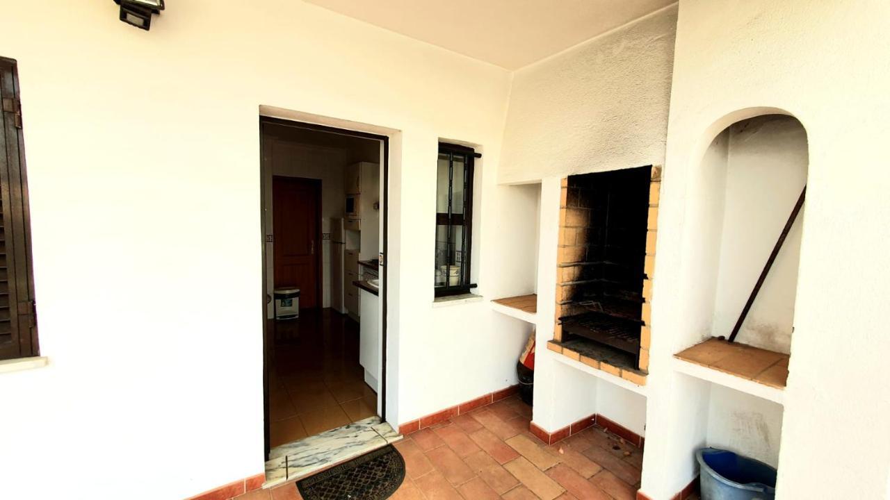 Lovelystay - Alto Dos Calicos 2Br House With Garden Albufeira Buitenkant foto